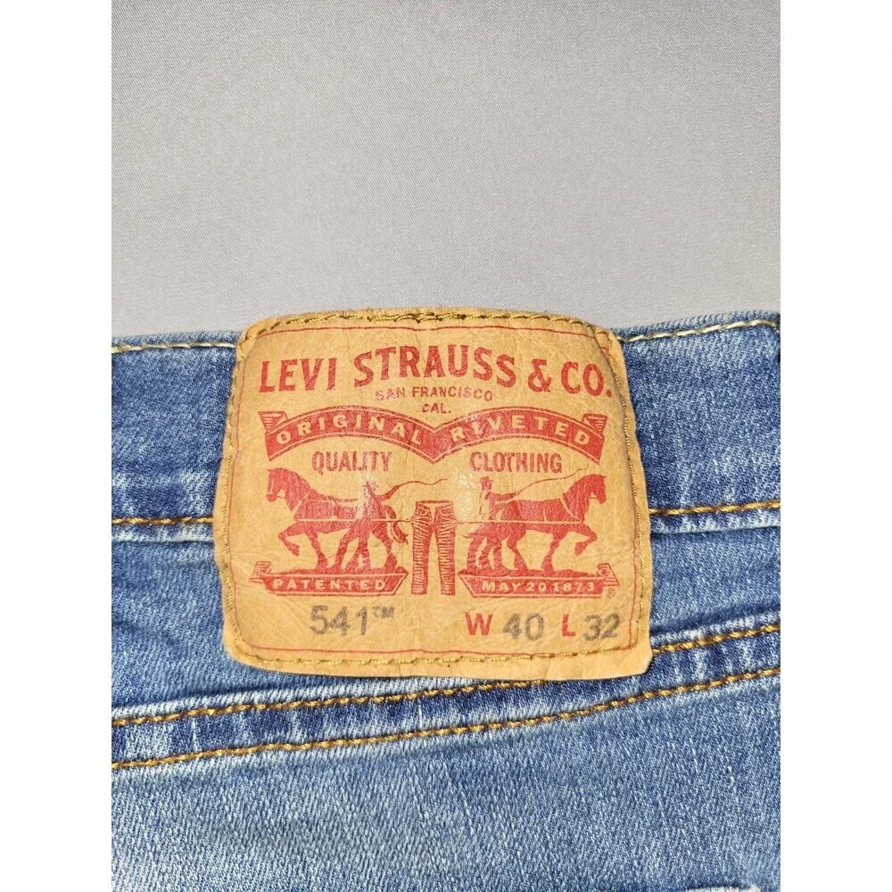 Levi's 541™ Athletic Taper Size 40×32